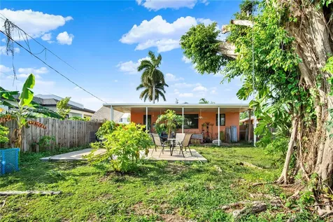 851 SW 1st Street Florida City FL 33034