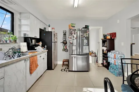 851 SW 1st Street Florida City FL 33034