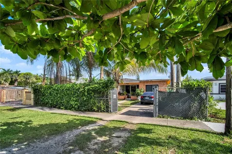 851 SW 1st Street Florida City FL 33034