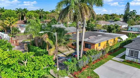 851 SW 1st Street Florida City FL 33034