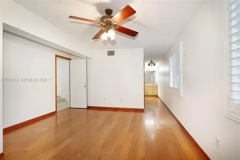 5835 SW 49th Street Miami FL 33155