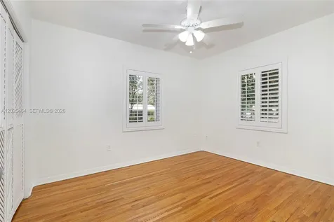 5835 SW 49th Street Miami FL 33155