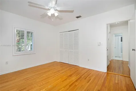 5835 SW 49th Street Miami FL 33155