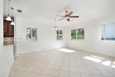 5835 SW 49th Street Miami FL 33155