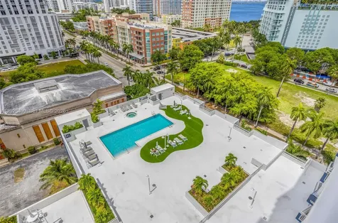 275 NE 18th Street Miami FL 33132