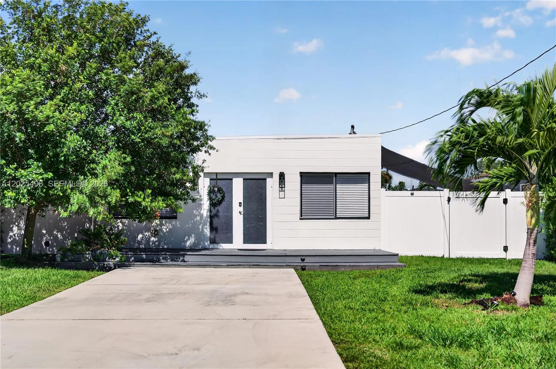 24 NW 13th Avenue Delray Beach FL 33444