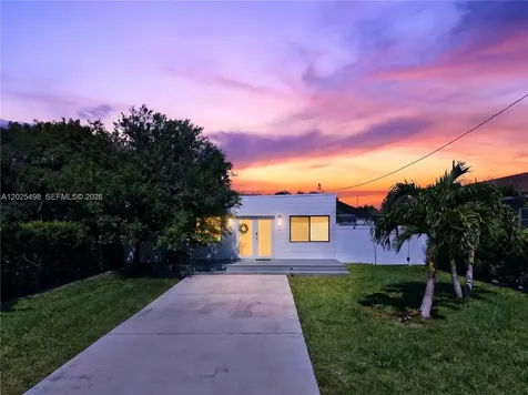 24 NW 13th Avenue Delray Beach FL 33444