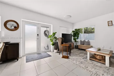 24 NW 13th Avenue Delray Beach FL 33444