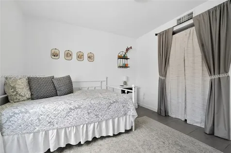 24 NW 13th Avenue Delray Beach FL 33444
