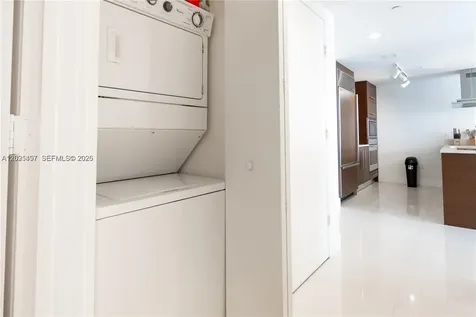 485 Brickell Avenue Miami FL 33131