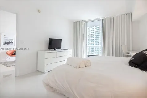 485 Brickell Avenue Miami FL 33131