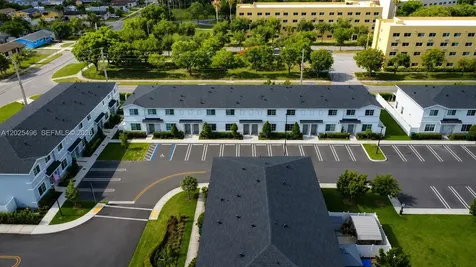 1009 NW 4th Terrace Florida City FL 33034