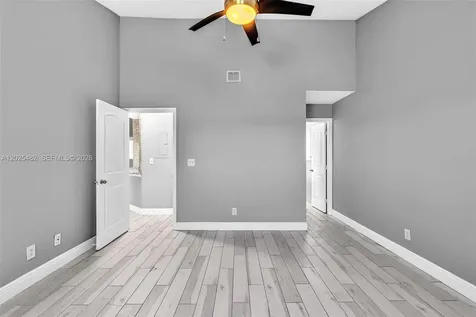 3417 NW 44th Street Oakland Park FL 33309