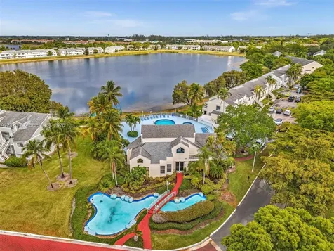 3417 NW 44th Street Oakland Park FL 33309