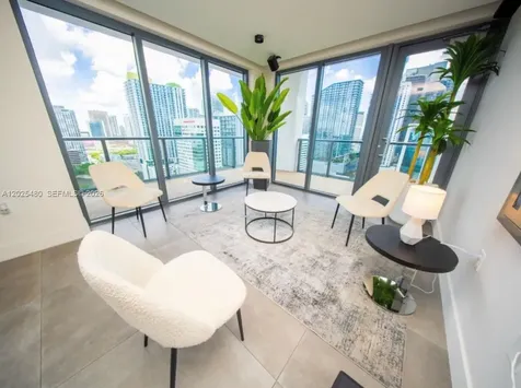 239 SW 9th Street Miami FL 33130