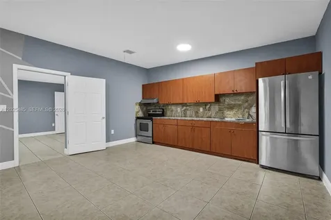 14500 NE 2nd Avenue Miami FL 33161