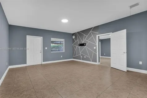 14500 NE 2nd Avenue Miami FL 33161