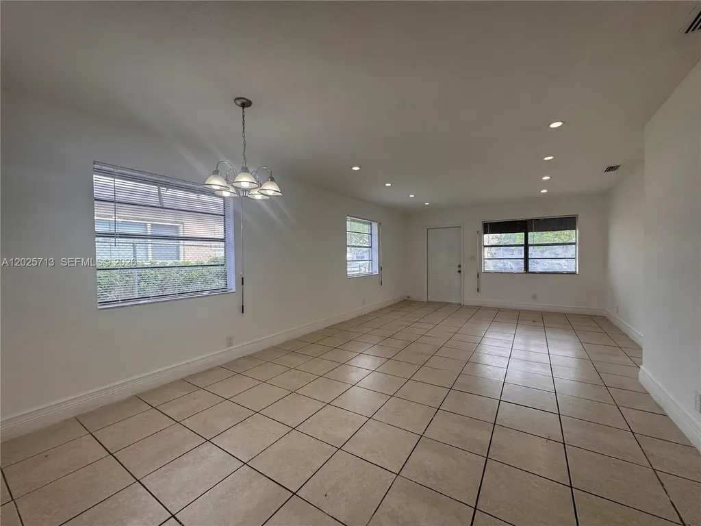 407 NW 7th Court Hallandale Beach FL 33009