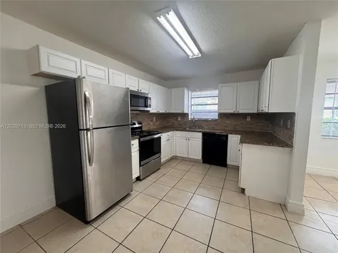 407 NW 7th Court Hallandale Beach FL 33009
