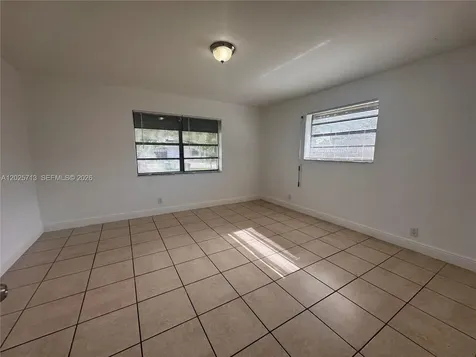 407 NW 7th Court Hallandale Beach FL 33009