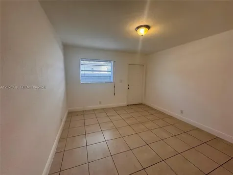 407 NW 7th Court Hallandale Beach FL 33009