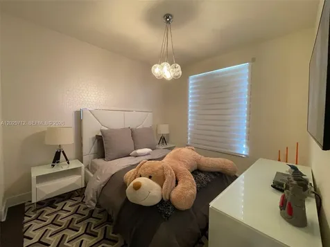 6471 NW 103rd Passage Doral FL 33178