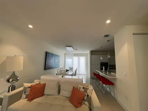 6471 NW 103rd Passage Doral FL 33178