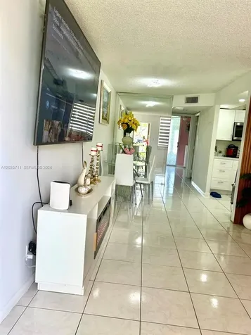 9081 Sunrise Lakes Boulevard Sunrise FL 33322