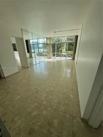 10281 E Bay Harbor Drive Bay Harbor Islands FL 33154