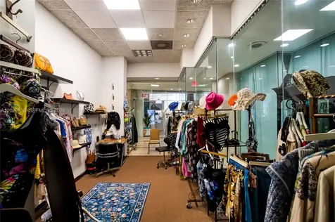 19201 Collins Avenue Sunny Isles Beach FL 33160