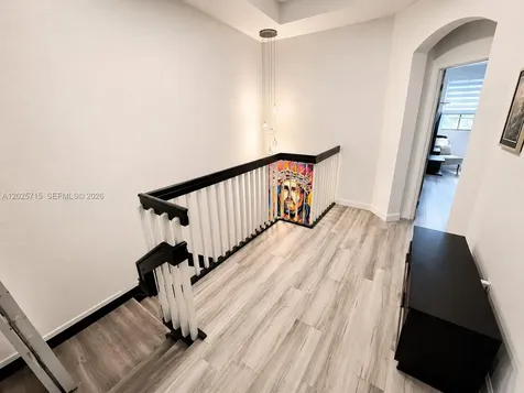 3054 NW 103rd Path Doral FL 33172