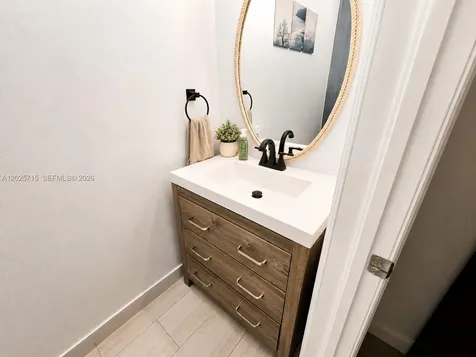 3054 NW 103rd Path Doral FL 33172