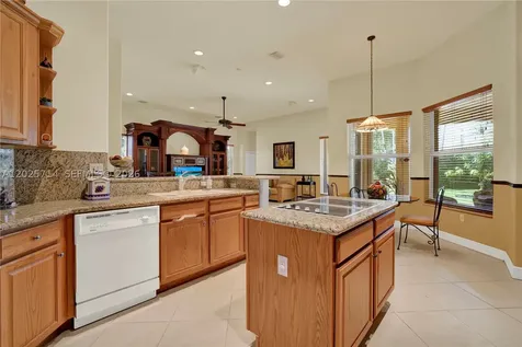 9563 SW 123rd Terrace Miami FL 33176
