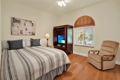 9563 SW 123rd Terrace Miami FL 33176