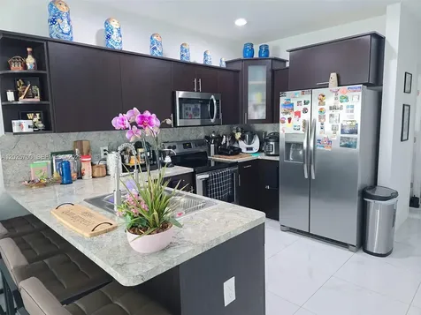 5308 NW 29th Avenue Miami FL 33142
