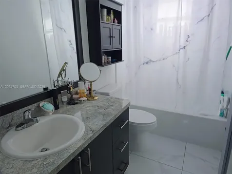 5308 NW 29th Avenue Miami FL 33142