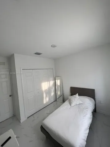 5308 NW 29th Avenue Miami FL 33142