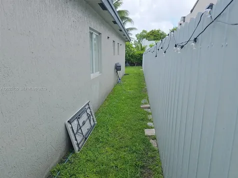 5308 NW 29th Avenue Miami FL 33142