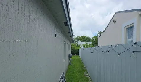 5308 NW 29th Avenue Miami FL 33142