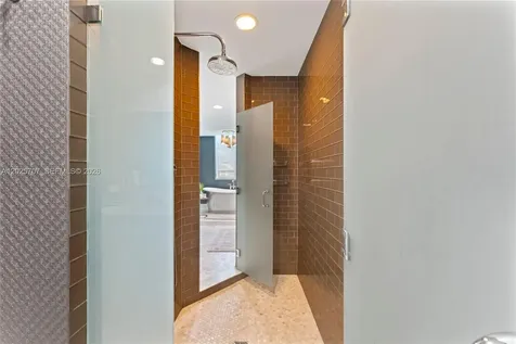 5959 Collins Avenue Miami Beach FL 33140