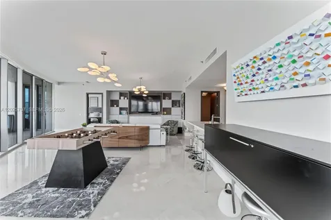 5959 Collins Avenue Miami Beach FL 33140