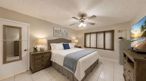 1633 Greer Avenue Homestead FL 33035