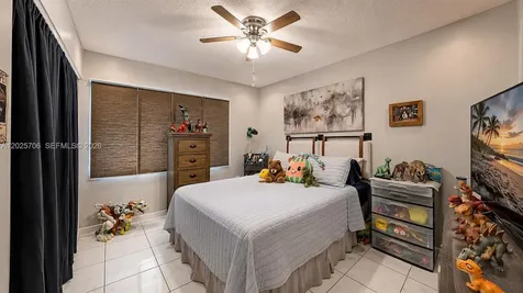 1633 Greer Avenue Homestead FL 33035