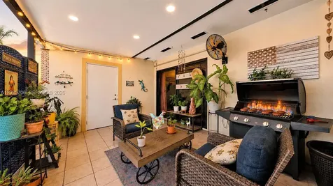 1633 Greer Avenue Homestead FL 33035