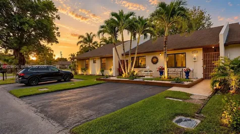 1633 Greer Avenue Homestead FL 33035