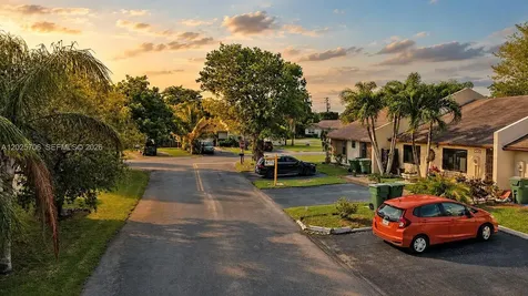 1633 Greer Avenue Homestead FL 33035