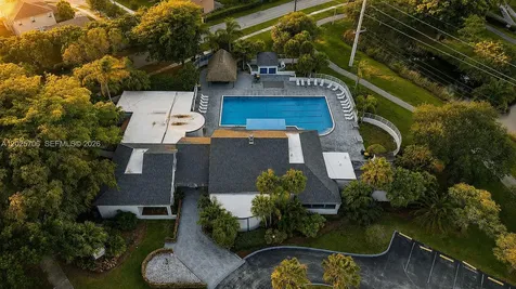 1633 Greer Avenue Homestead FL 33035