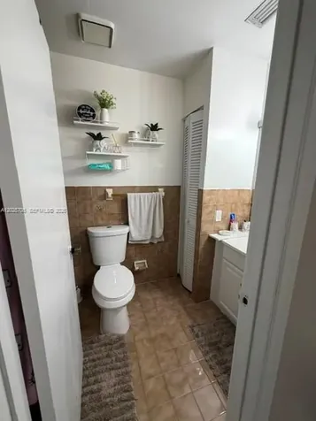 4424 W 12th Lane Hialeah FL 33012