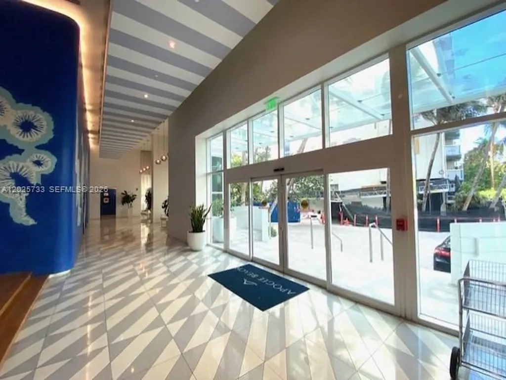3951 S Ocean Drive Hollywood FL 33019