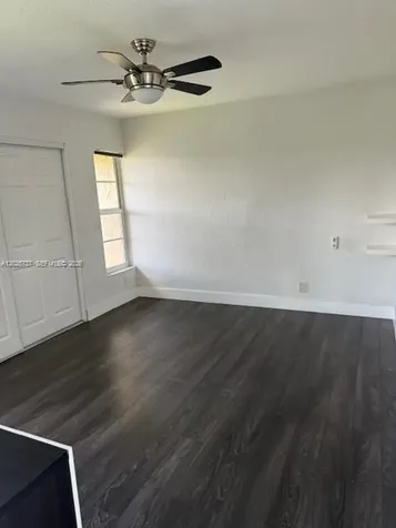 922 Twin Lake Drive Coral Springs FL 33071